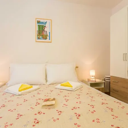 Apartment Marina Obod - One Bedroom With Balcony