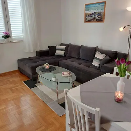 Marina Obod - One Bedroom With Balcony