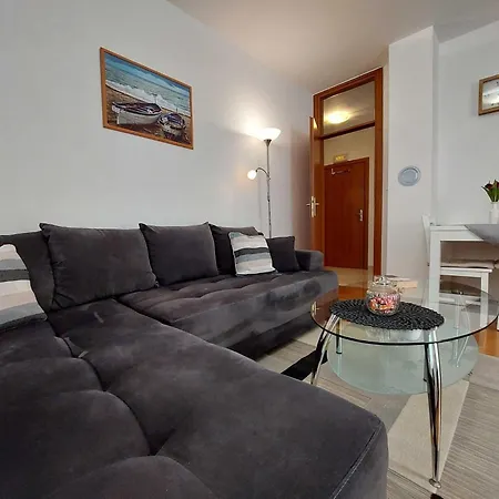 Marina Obod - One Bedroom With Balcony Apartment