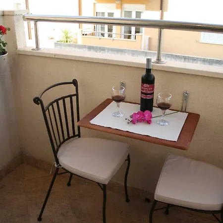 Marina Obod - One Bedroom With Balcony *